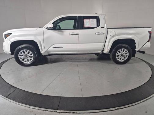 Ice Cap 2024 Toyota Tacoma SR5