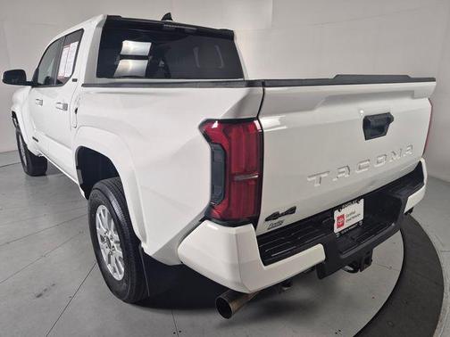 Ice Cap 2024 Toyota Tacoma SR5