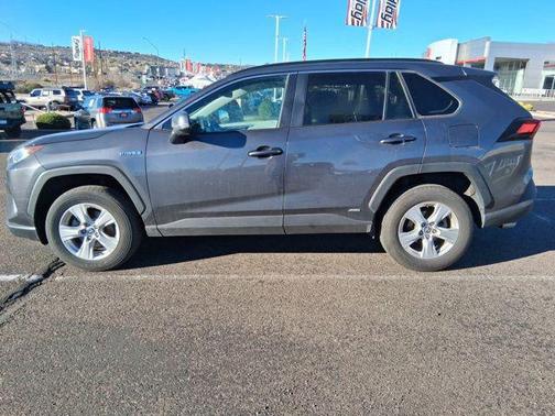 2020 Toyota RAV4 Hybrid XLE