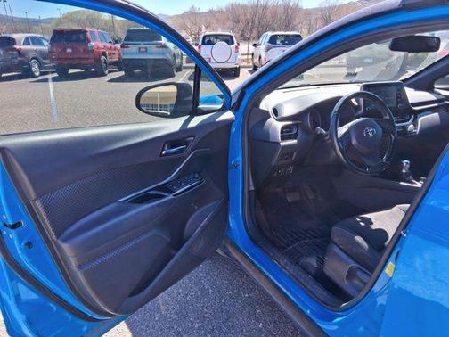 2019 Toyota C-HR XLE