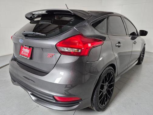 Magnetic 2018 Ford Focus ST