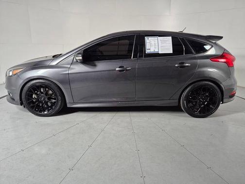 Magnetic 2018 Ford Focus ST