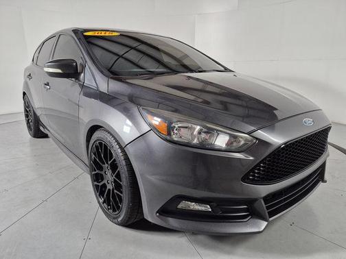 Magnetic 2018 Ford Focus ST