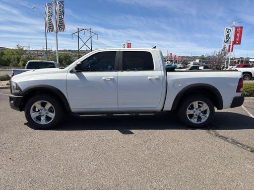 Bright White Clearcoat 2017 RAM 1500 Rebel