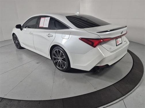 2019 Toyota Avalon XSE