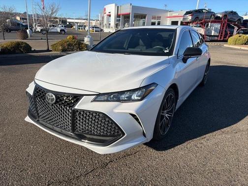 2019 Toyota Avalon XSE