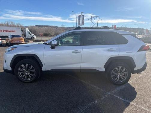 2024 Toyota RAV4 Hybrid XLE Premium