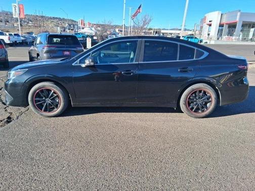 2022 Subaru Legacy Base