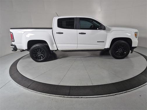 2022 GMC Canyon Elevation Standard