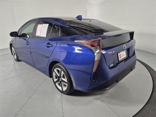 2016 Toyota Prius Four Touring