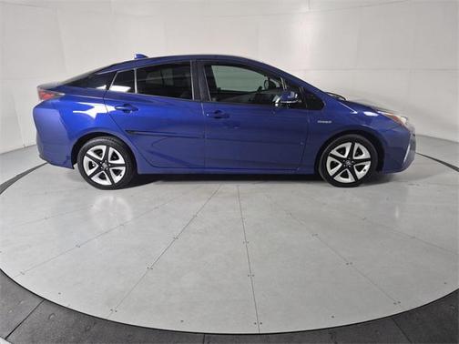 2016 Toyota Prius Four Touring
