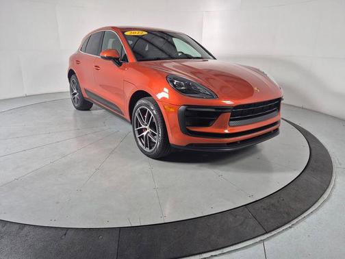 Papaya Metallic 2022 Porsche Macan Macan
