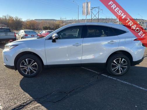 2023 Toyota Venza LE