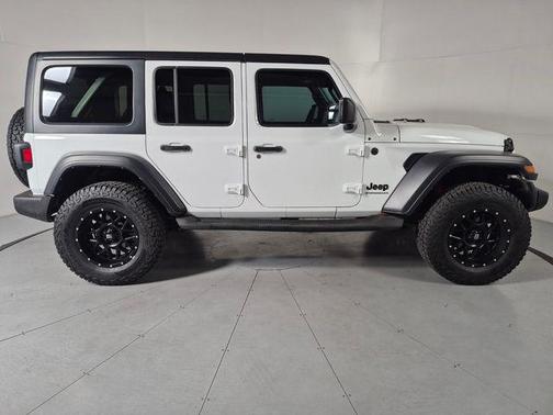 Bright White Clearcoat 2024 Jeep Wrangler Sport S