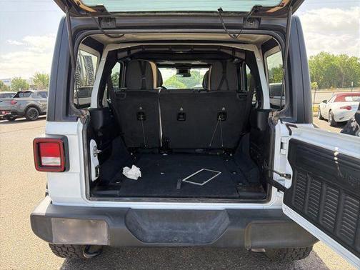 Bright White Clearcoat 2024 Jeep Wrangler Sport S