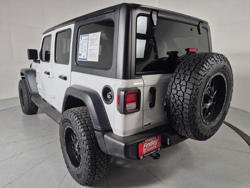 Bright White Clearcoat 2024 Jeep Wrangler Sport S