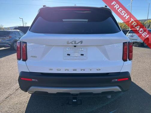 2022 Kia Sorento SX