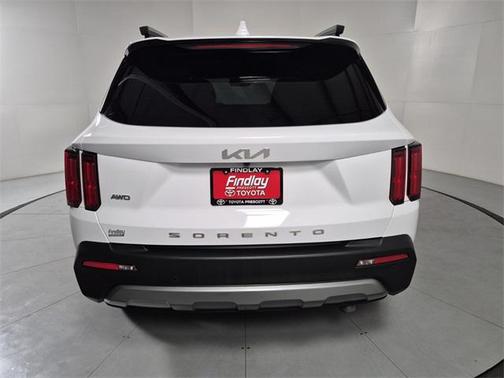 2022 Kia Sorento SX