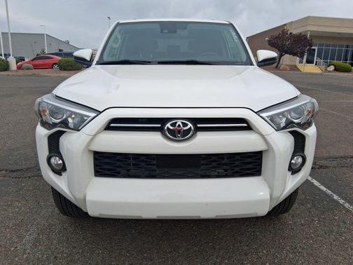 Super White 2020 Toyota 4Runner SR5