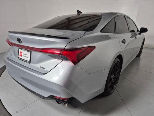 Celestial Silver Metallic 2021 Toyota Avalon XSE