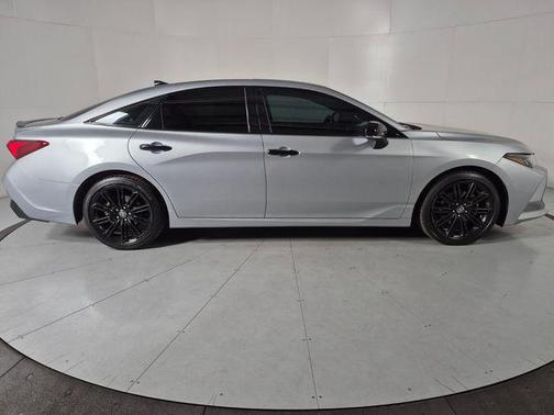 Celestial Silver Metallic 2021 Toyota Avalon XSE