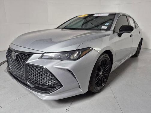 Celestial Silver Metallic 2021 Toyota Avalon XSE