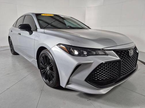Celestial Silver Metallic 2021 Toyota Avalon XSE