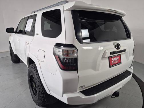 Super White 2018 Toyota 4Runner SR5