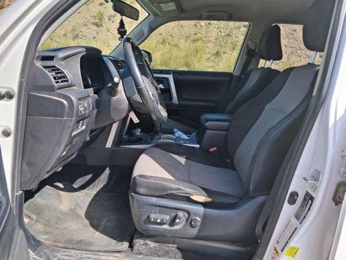 Super White 2018 Toyota 4Runner SR5