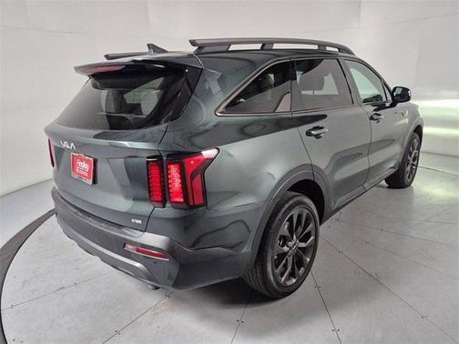 2023 Kia Sorento X-Line EX
