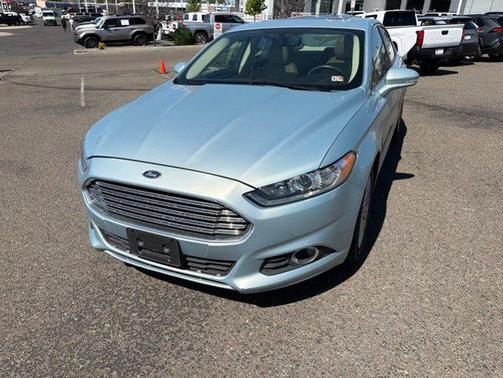 Ice 2014 Ford Fusion Hybrid SE