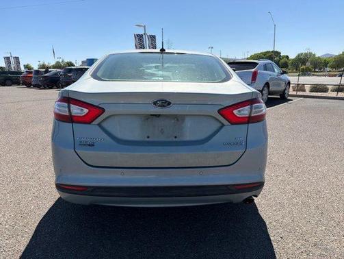 Ice 2014 Ford Fusion Hybrid SE