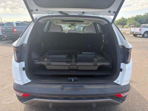 Quartz White 2022 Hyundai TUCSON Hybrid Limited