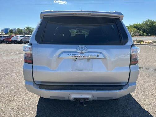 Classic Silver Metallic 2016 Toyota 4Runner SR5