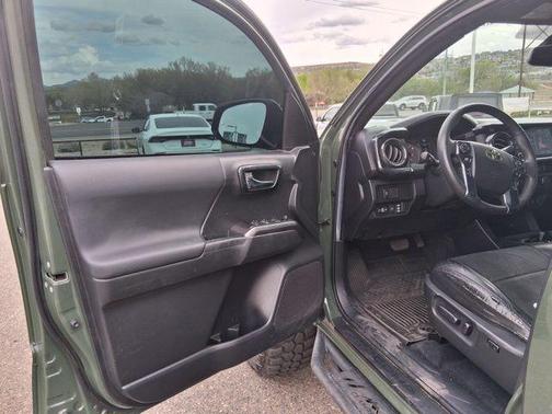 2022 Toyota Tacoma TRD Off Road