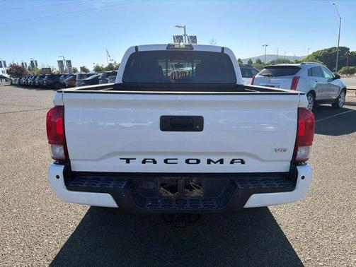 Super White 2017 Toyota Tacoma TRD Off Road