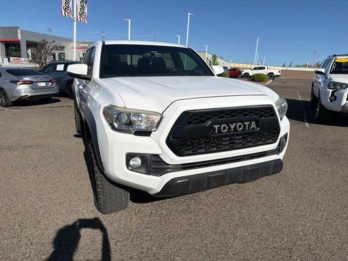 Super White 2017 Toyota Tacoma TRD Off Road