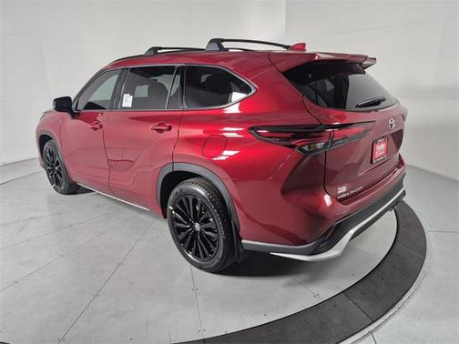 2026 Toyota Highlander XSE