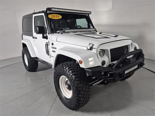 2016 Jeep Wrangler Sport