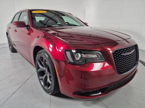 Velvet Red Pearlcoat 2021 Chrysler 300 S
