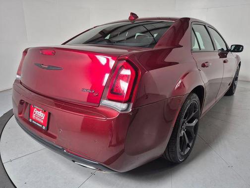 Velvet Red Pearlcoat 2021 Chrysler 300 S