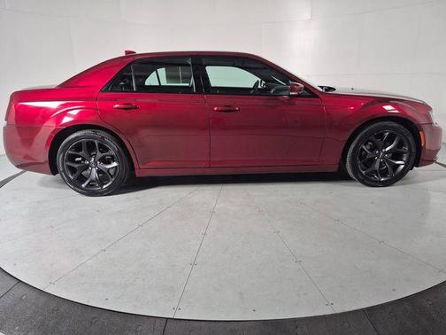 Velvet Red Pearlcoat 2021 Chrysler 300 S