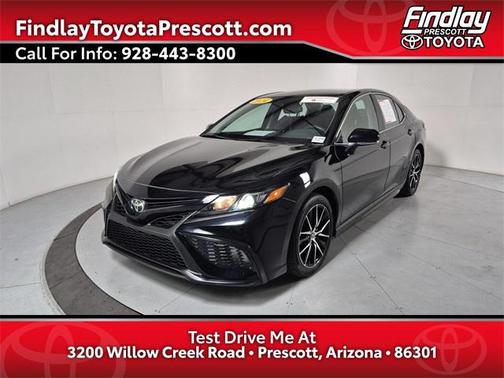 2024 Toyota Camry SE