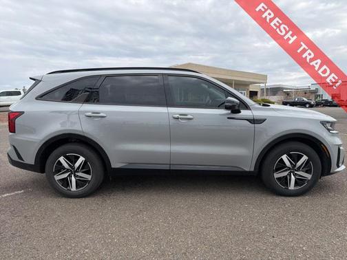 2023 Kia Sorento EX