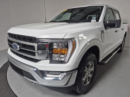 Oxford White 2023 Ford F-150 Lariat
