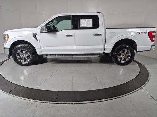 Oxford White 2023 Ford F-150 Lariat