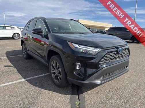 2022 Toyota RAV4 Hybrid XLE Premium