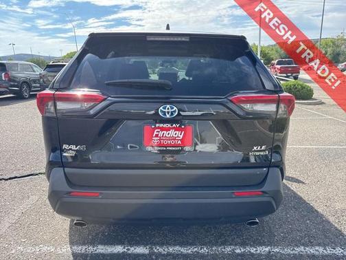 2022 Toyota RAV4 Hybrid XLE Premium