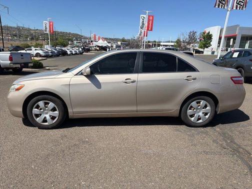 Gold 2007 Toyota Camry LE