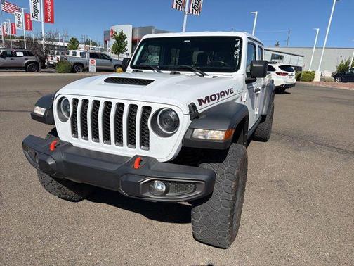 Bright White Clearcoat 2021 Jeep Gladiator Mojave 4x4